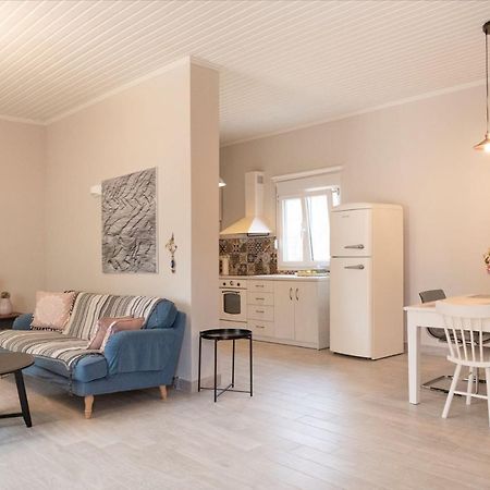 Lefko'S House- Contemporary, Fully Renovated House Villa Kassiópi Eksteriør bilde