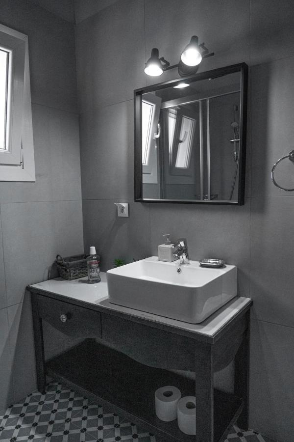 Lefko'S House- Contemporary, Fully Renovated House Villa Kassiópi Eksteriør bilde